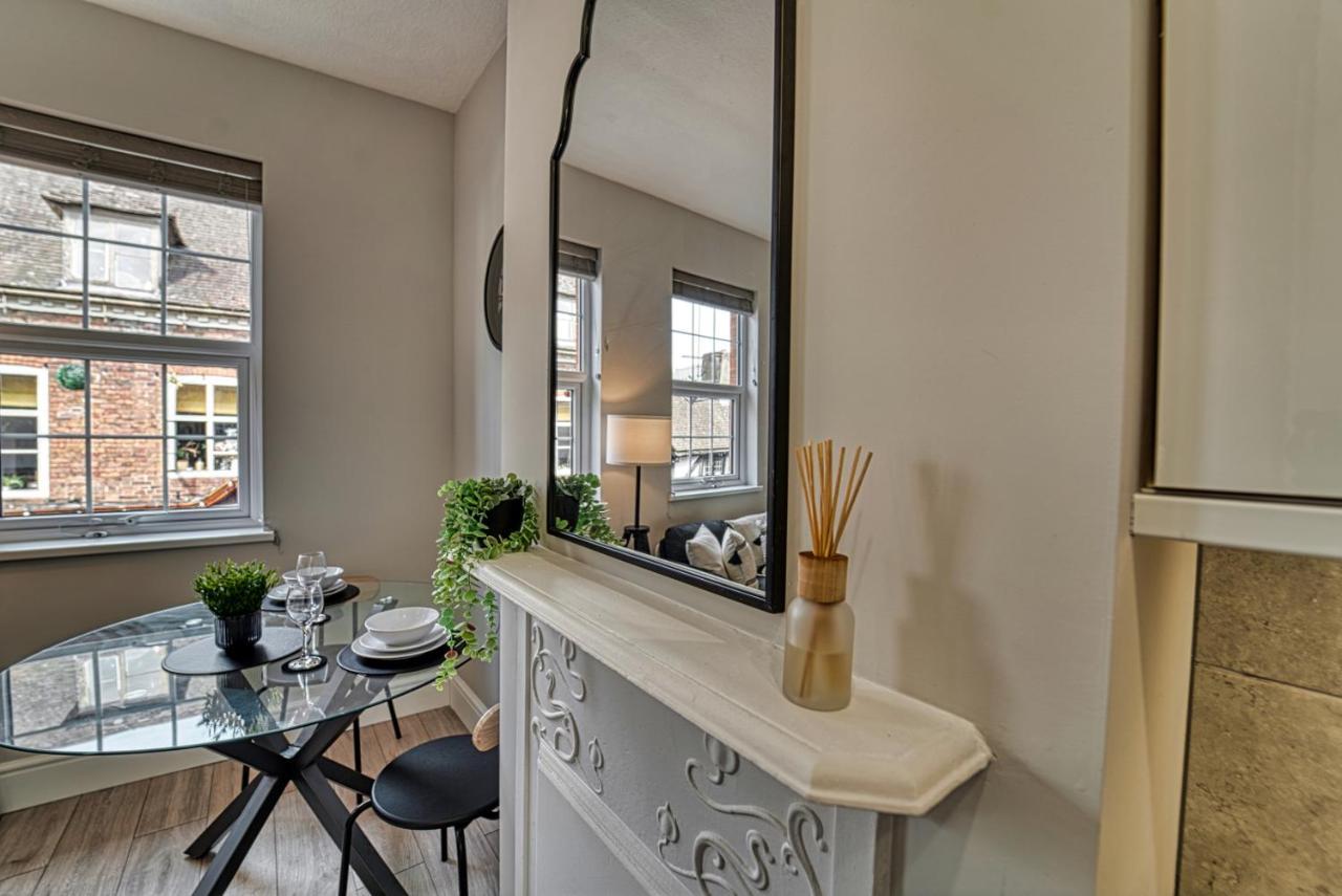 Host & Stay - Taylor Apartment وورسيستير المظهر الخارجي الصورة